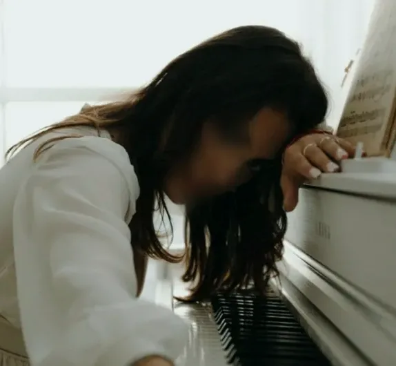 Alina, 37
