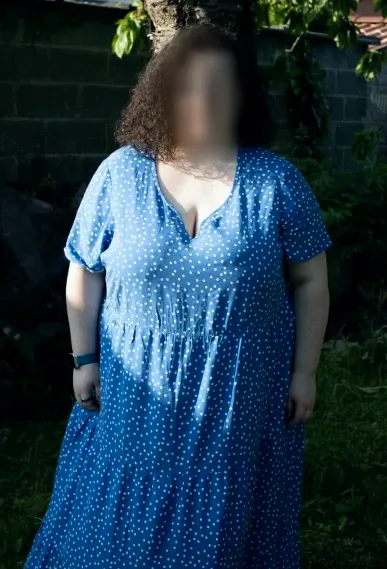 Marie, 22
