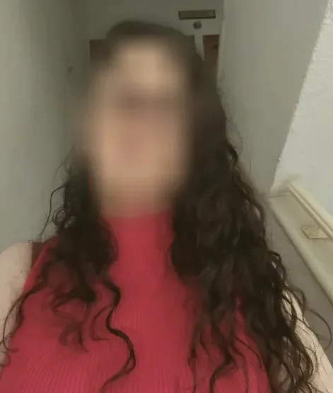 Paula, 34