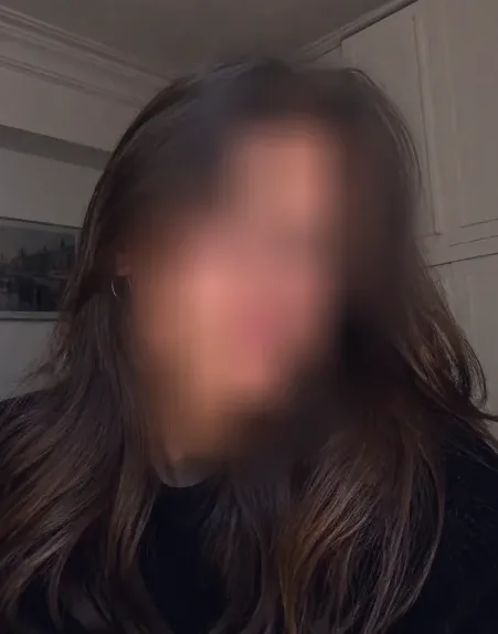 Romana, 30